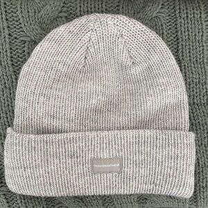 NWOT Travis Mathew beanie